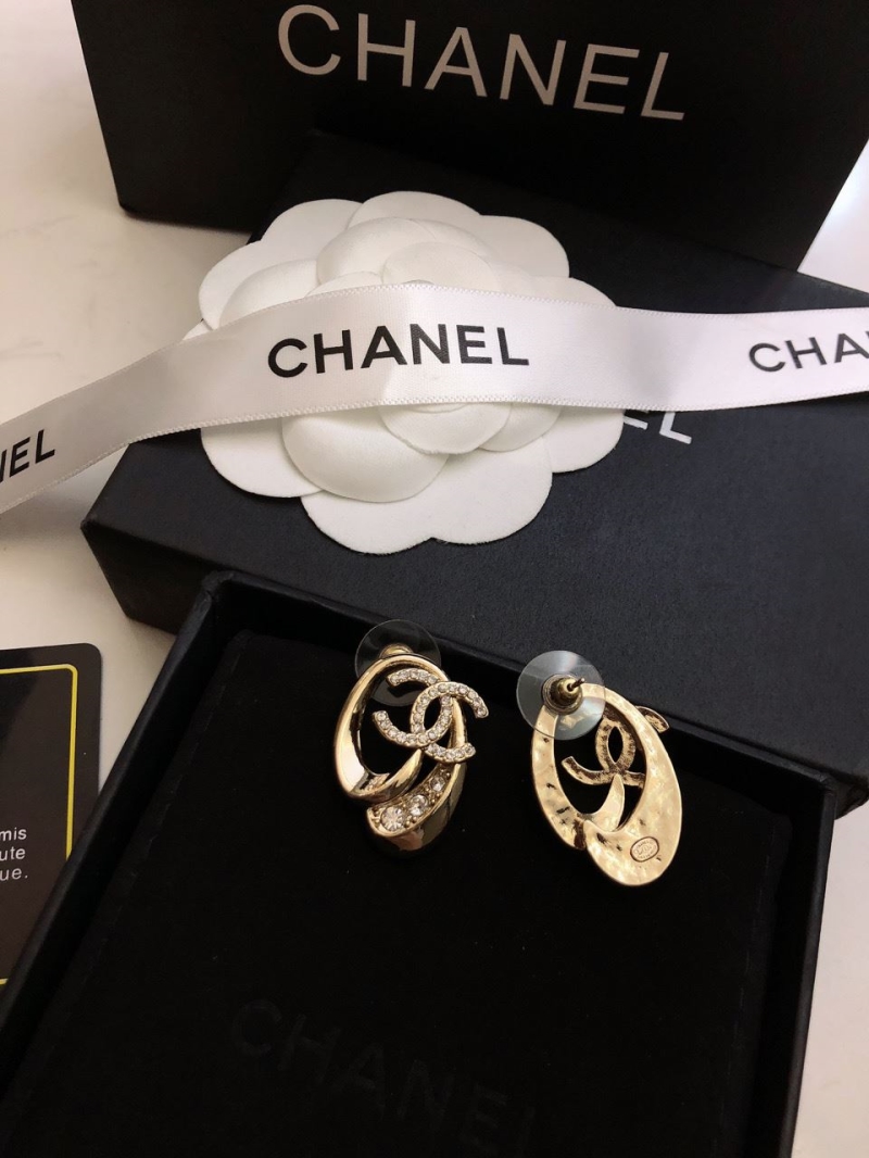 Ch**el earrings